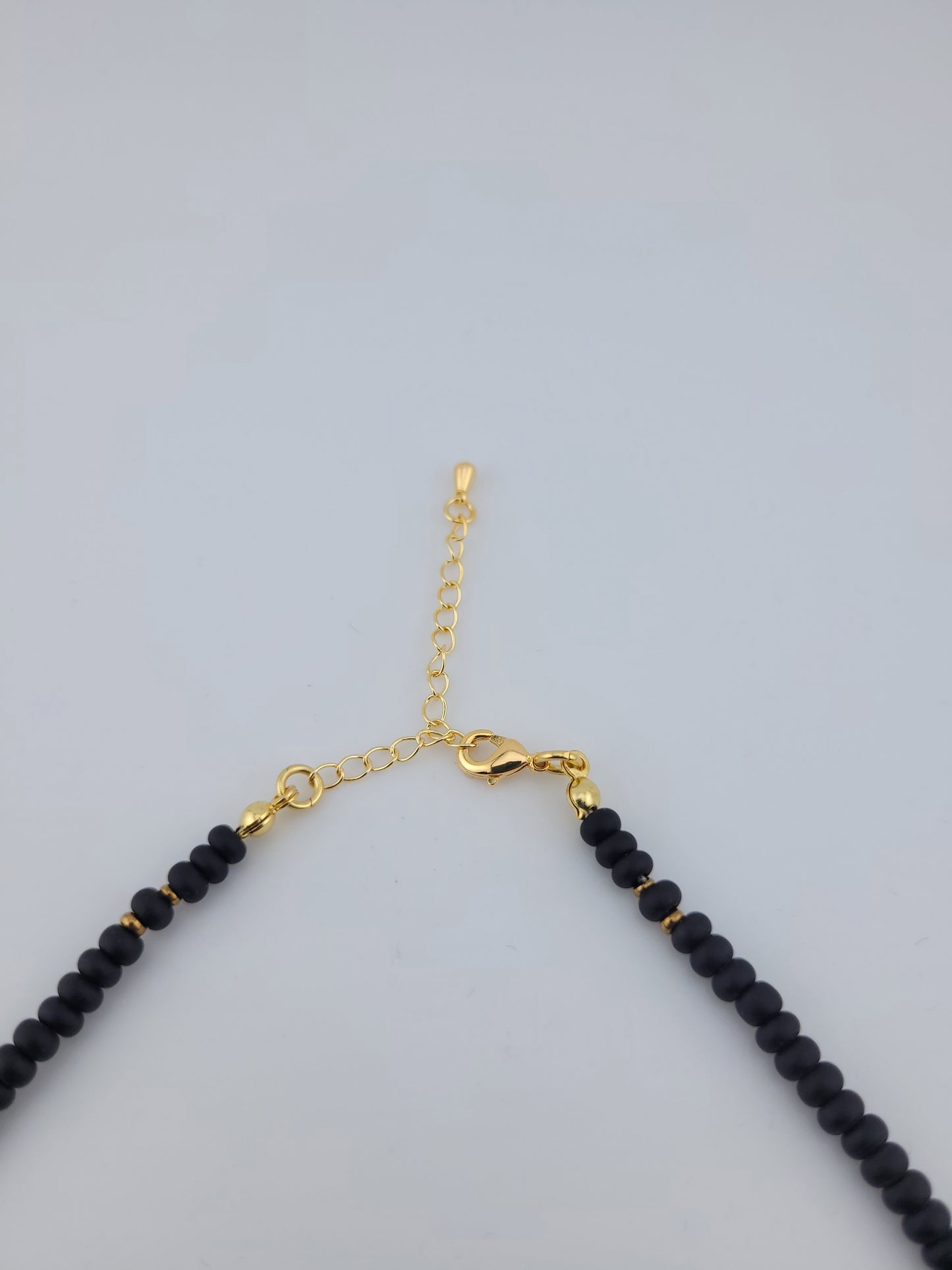 Collier en perle de verre et Onyx noir Ankara
